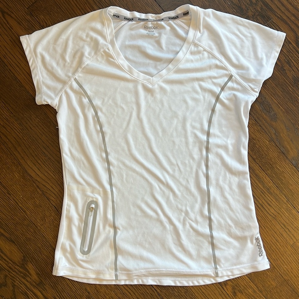 Women’s Reebok - medium white workout top worn a few times